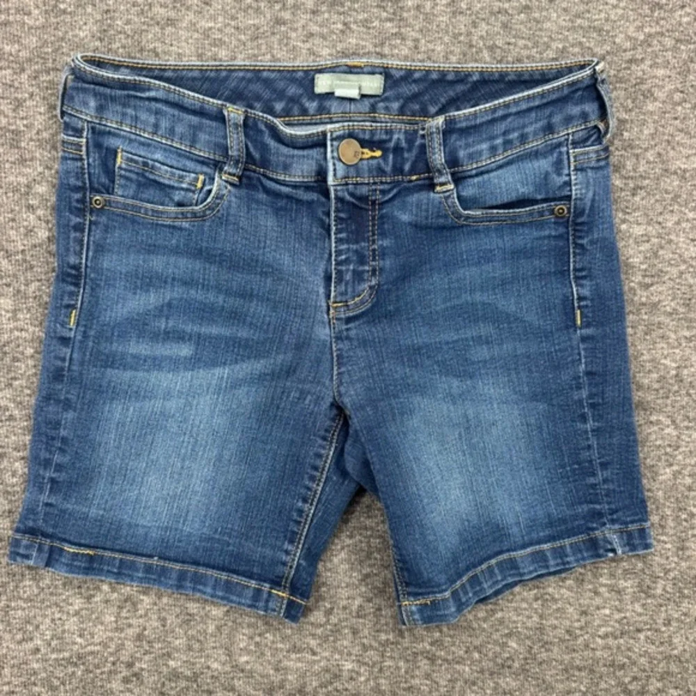 New York‎ & Company Womens Denim Shorts Size 2 Medium Wash Stretch Blue Jean
